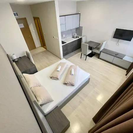 La Casa * 巴尼西卢卡